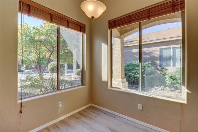 Building Photo - 3 bed, 2 bath Granville Home for Rent!