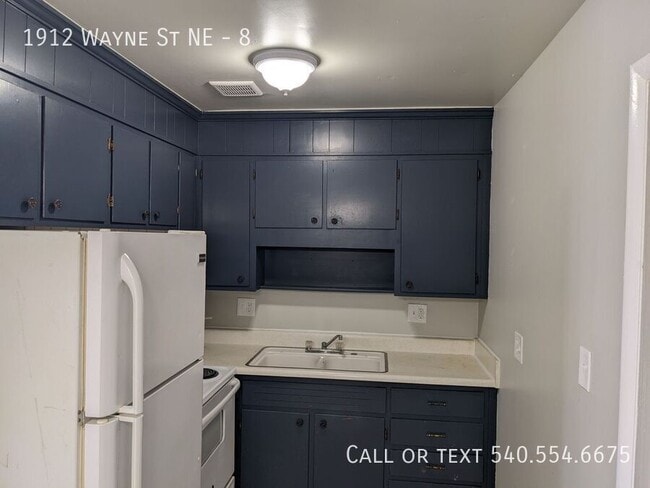 Primary Photo - 1912 Wayne St NE