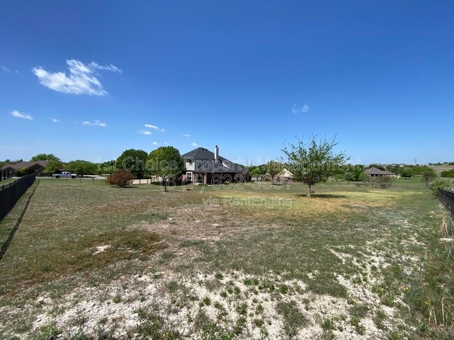 Building Photo - 112 Prairie Ridge Dr