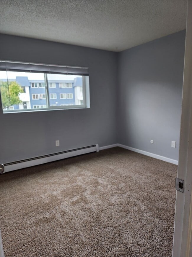 Building Photo - Myers Court