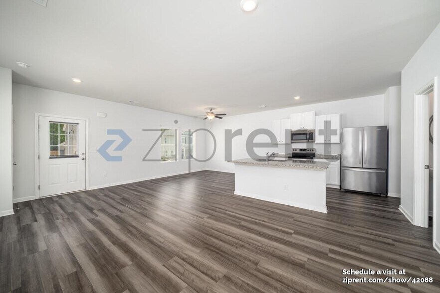 Building Photo - 165 Heard Ln