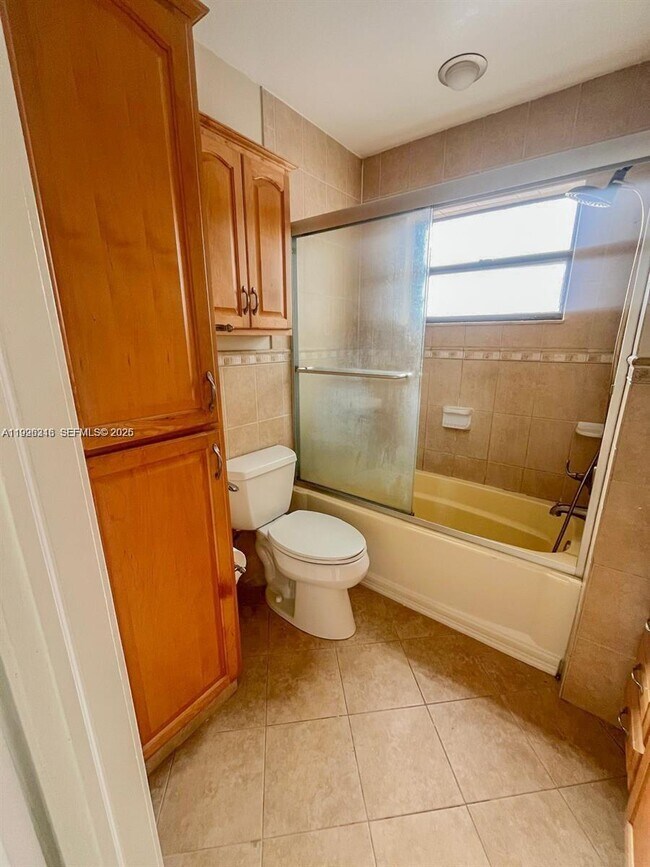 Building Photo - 5249 W 24th Ct