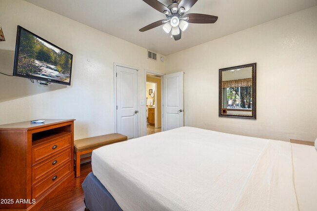 Building Photo - 5829 Buck Springs Rd