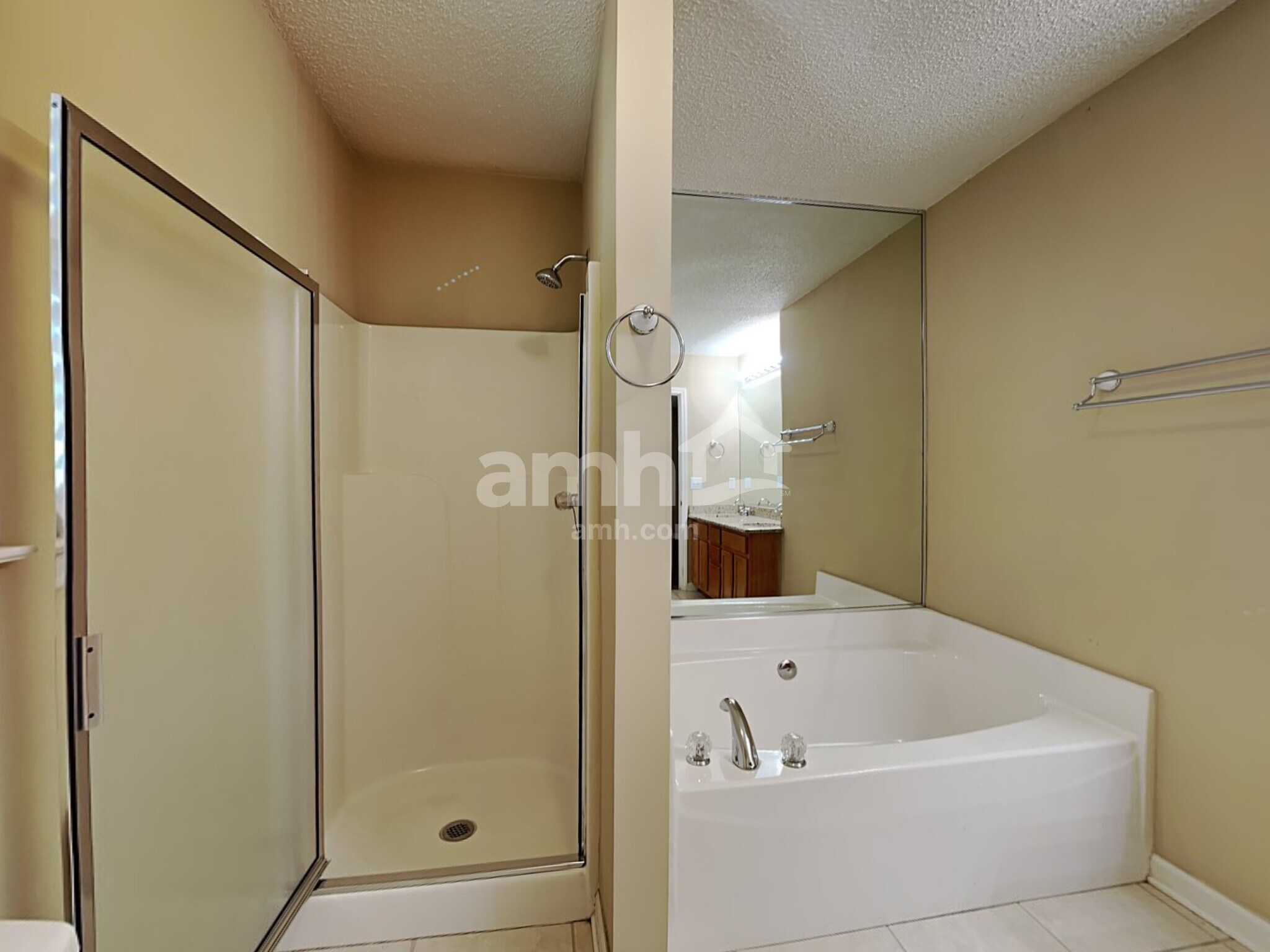 Building Photo - 5160 Windsbury Ridge Rd