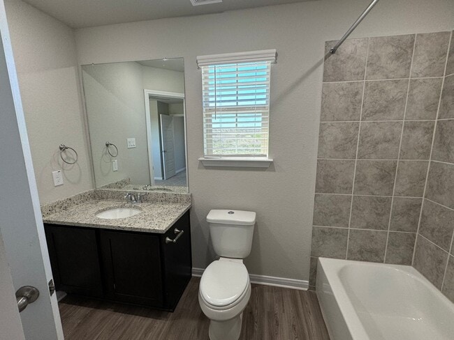 Building Photo - Luxury 3/2.5 2 Story Townhouse in NBTX