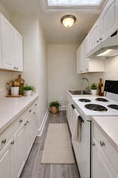 Staged Kitchen - 7347 Wisconsin Ave