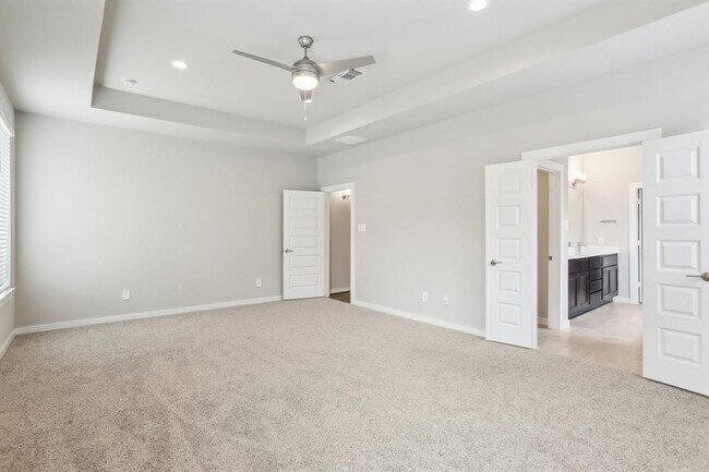 Building Photo - 29211 Pikes Peak Dr