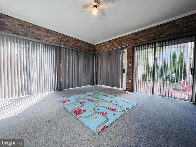 Building Photo - 159 Honora Dr