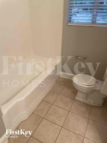 Building Photo - 441 Pinellas St