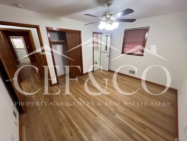 Building Photo - 412 Pierpont Avenue Ext