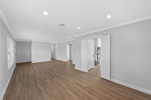 Building Photo - 2416 Lake Air Dr