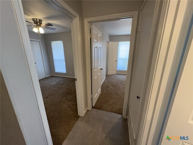 Building Photo - 1704 Big Bend Dr