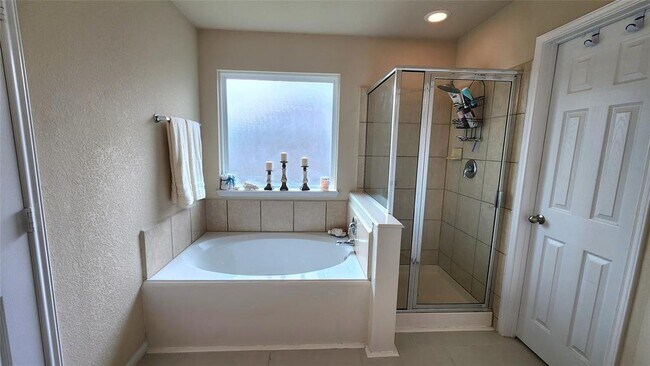 Building Photo - 4903 Spring Showers Ct