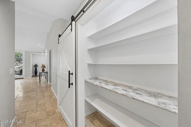 Building Photo - 14436 N Coral Gables Dr