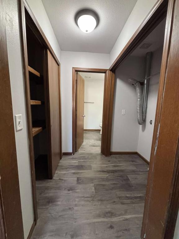 Building Photo - 1606 Tippecanoe Dr