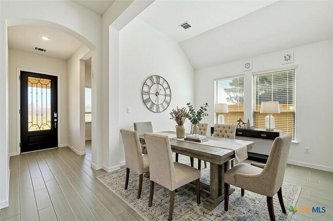 Building Photo - 305 Teakmill Trail