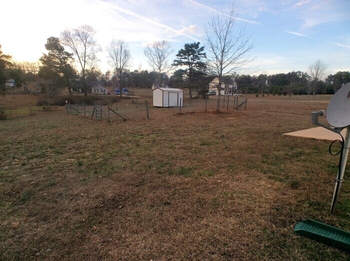 Building Photo - 2266 Stroud Rd