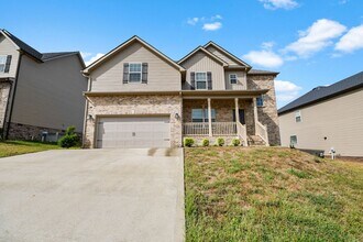 Building Photo - Pet Friendly Four Bedroom!