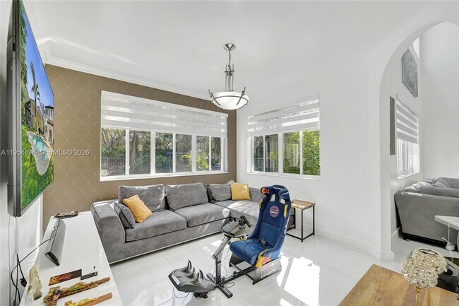 Building Photo - 1367 Camellia Cir