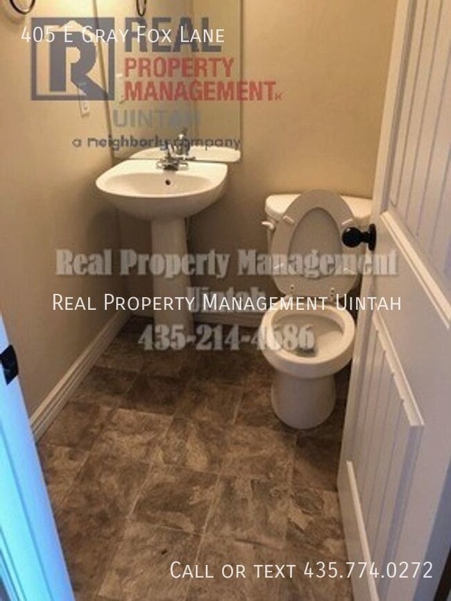 Building Photo - 405 E Gray Fox Dr
