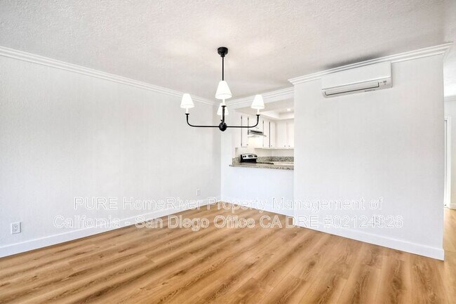 Building Photo - 2415 La Costa Ave