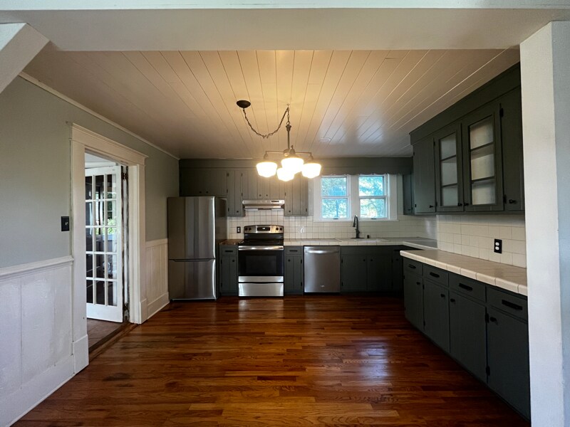 Building Photo - 628 Pisgah Dr