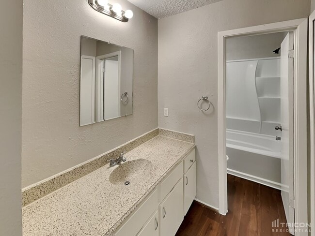 Building Photo - 23326 Dew Wood Ln