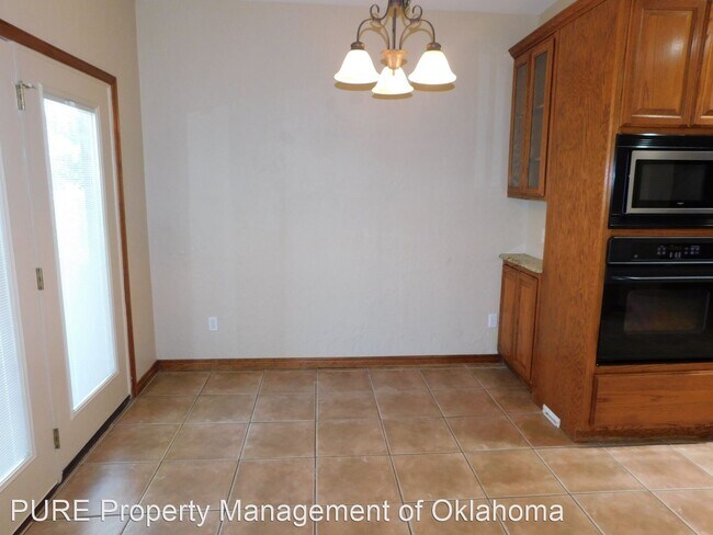 Building Photo - 4 br, 2.5 bath House - 9204 Stacey Lynn Lane