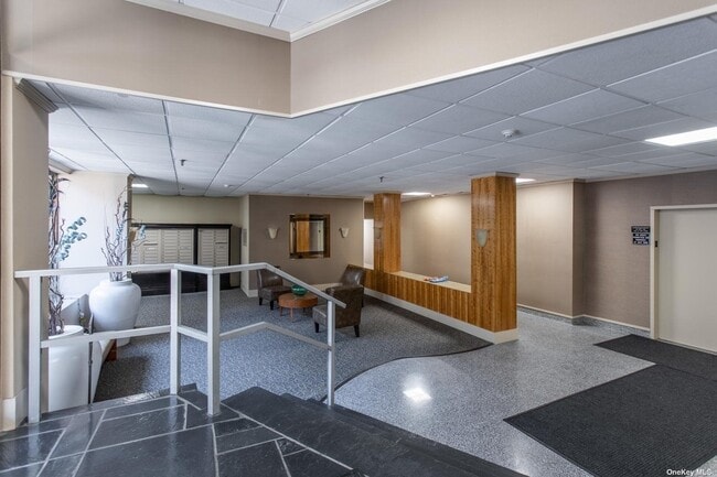 Building Photo - 100 Clinton Ave