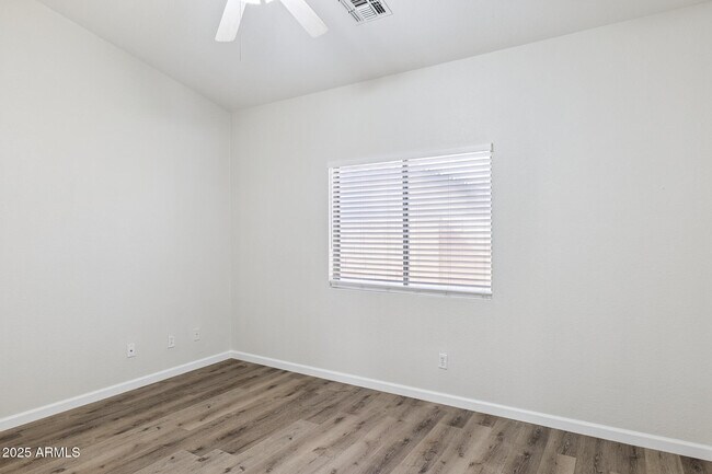 Building Photo - 6346 W Hess St