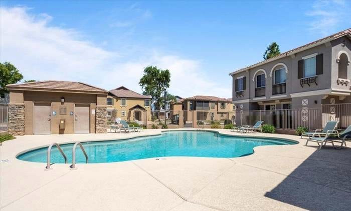 Building Photo - 9233 E Neville Ave