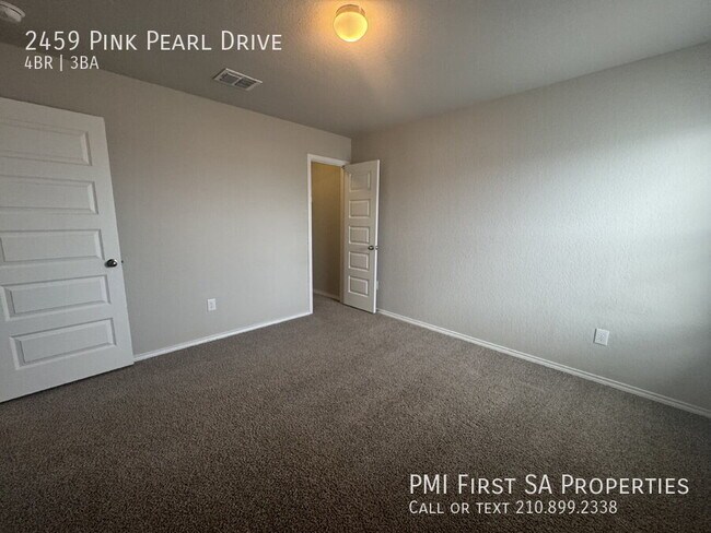 Building Photo - 2459 Pink Pearl Dr
