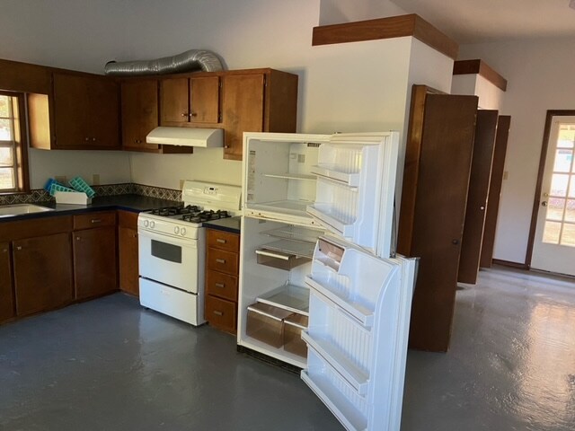 Building Photo - 2007 Whitebead Trail