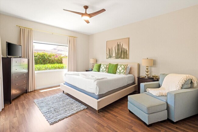 Building Photo - 4525 N 66th St