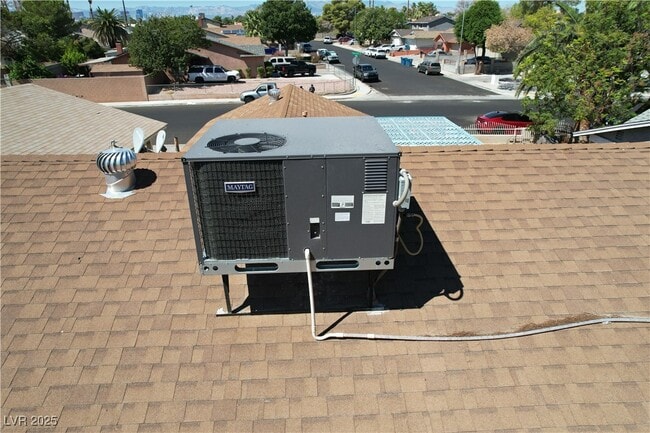 Building Photo - 1628 Starridge Way