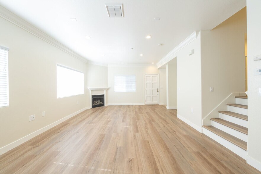 Interior Photo - Vantaggio Townhomes
