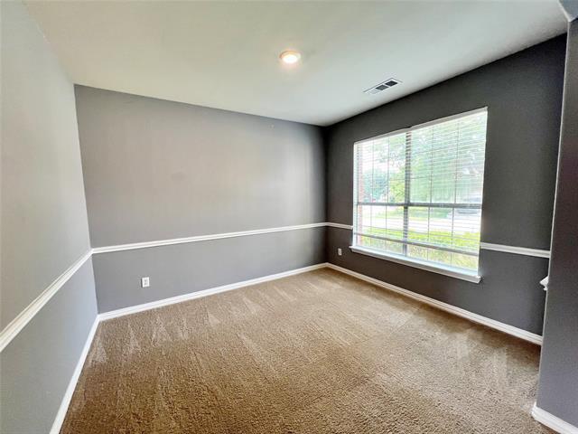 Building Photo - 5213 Birchwood Dr