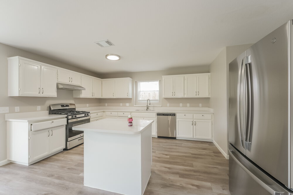 Building Photo - 444 Mystic Glen Loop