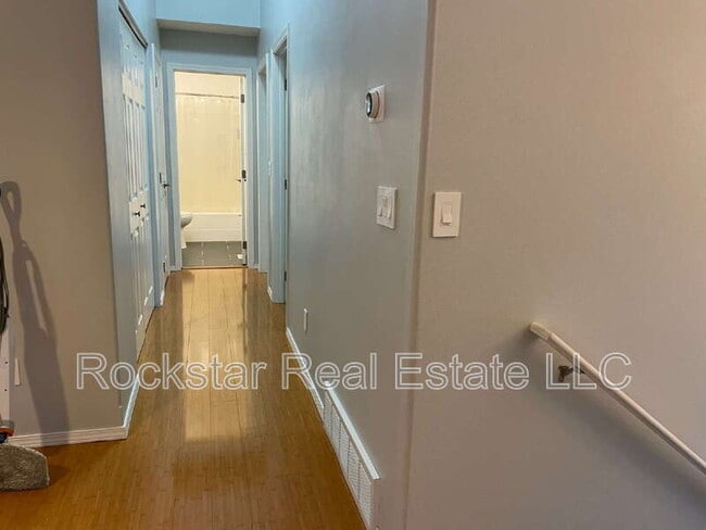 Building Photo - 9022 W Campus Dr