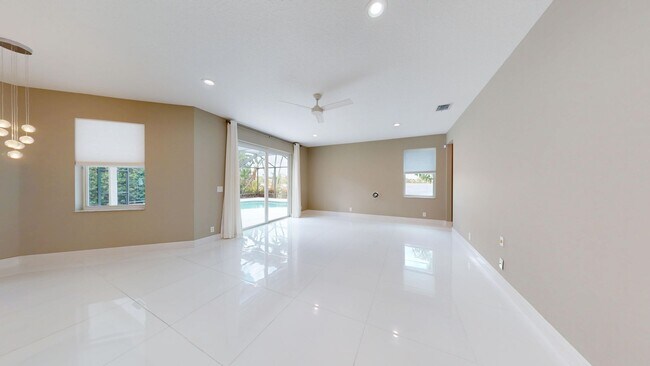 Building Photo - 4BD/3BA Single Family Home with Pool & Office/Den  ** Lawn Care & Pool Care Included **