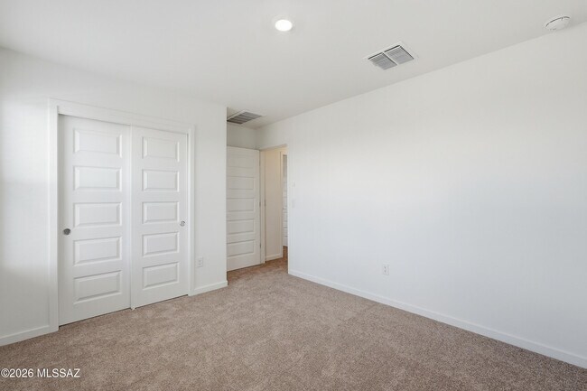 Building Photo - 12232 N Manley Ave