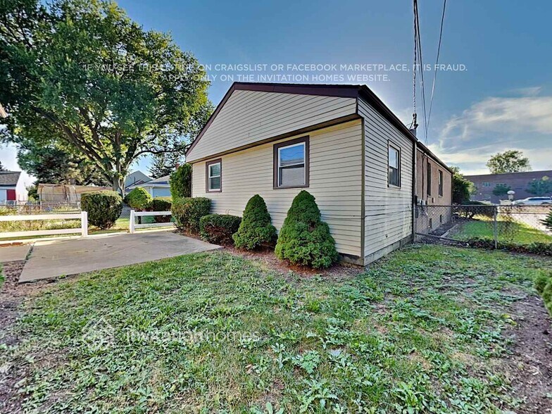 Building Photo - 4329 Madison Ave