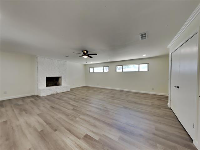 Building Photo - 2702 Wallin Dr