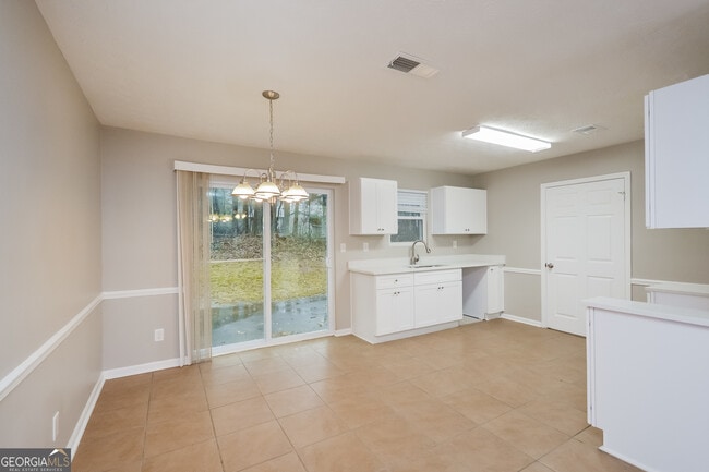Building Photo - 5375 Rocky Pine Dr