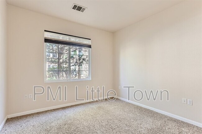 Building Photo - 4045 S Crystal Cir