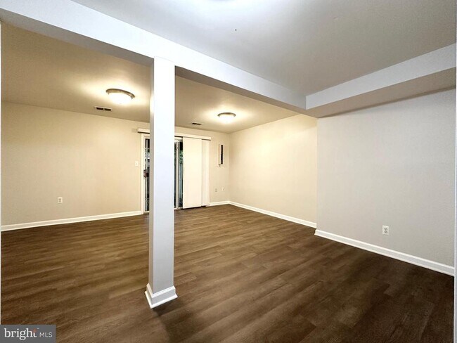 Building Photo - 5700 Medallion Ct