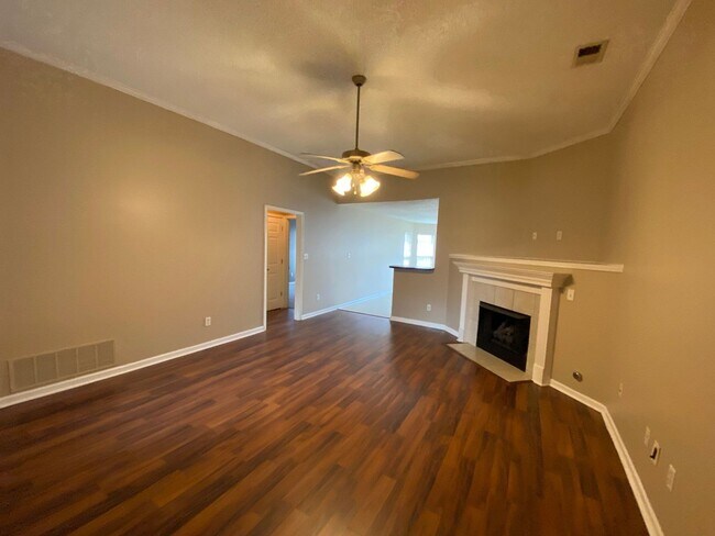 Building Photo - 10162 Eveninghill Cv