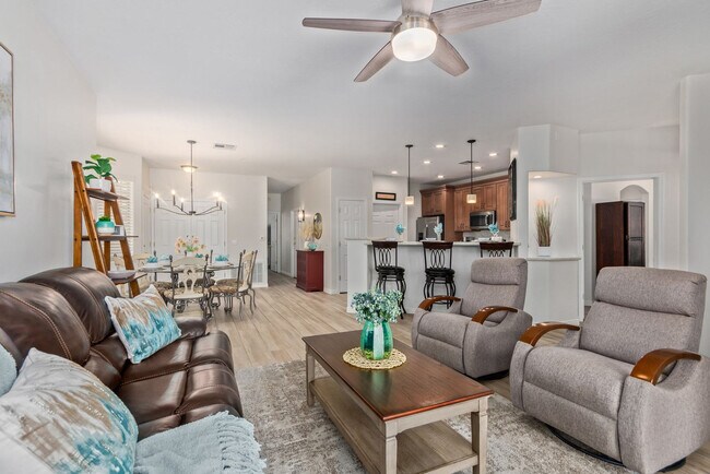 Building Photo - 11500 E Cochise Dr