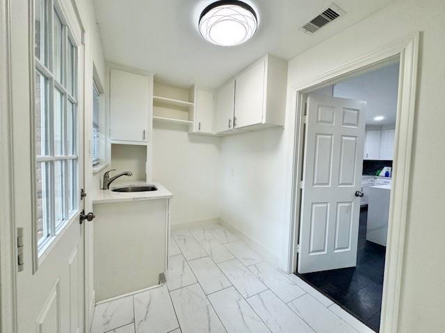 Building Photo - 9226 Kapri Ln
