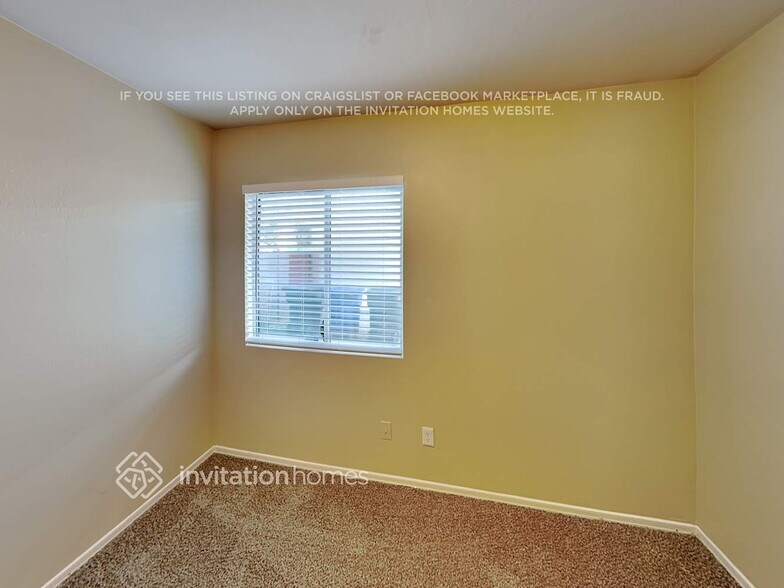 Building Photo - 12854 W Cherry Hills Dr